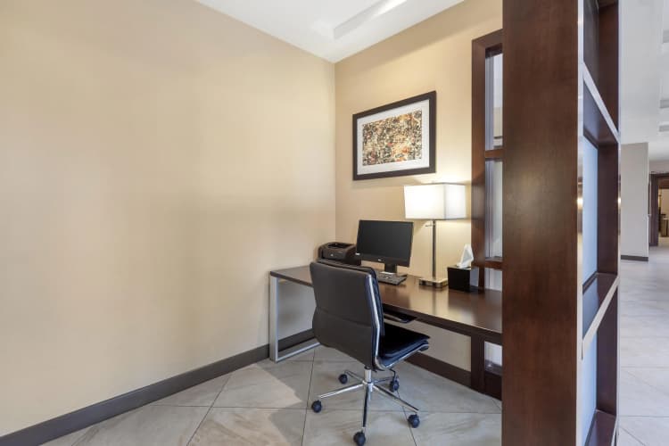 Best Western Plus Edmonton Airport Hotel photo 4