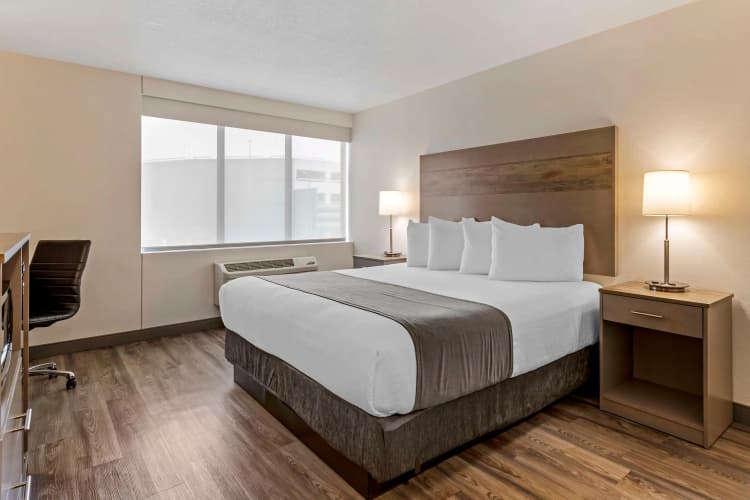 Best Western Plus Executive Residency Waterloo & Cedar Falls photo 5