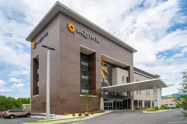 La Quinta Inn & Suites by Wyndham Tifton, photo 2