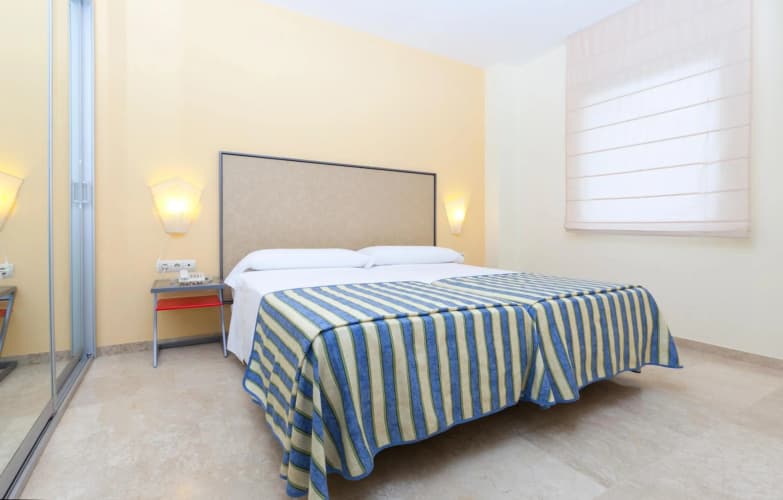 Apartamentos Vértice Sevilla Aljarafe photo 4