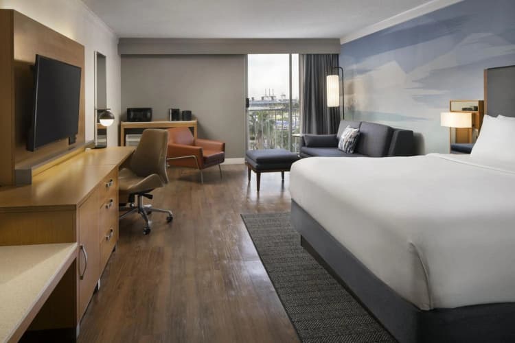 Courtyard By Marriott Long Beach Downtown photo 5