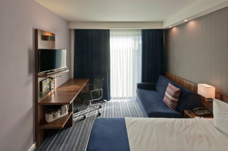 Holiday Inn Express Manchester CC - Oxford Road photo 5
