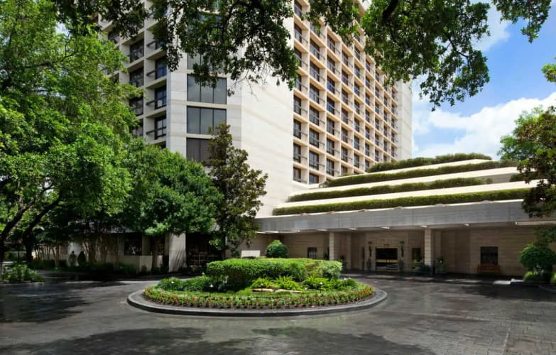 The St. Regis Houston, photo 2