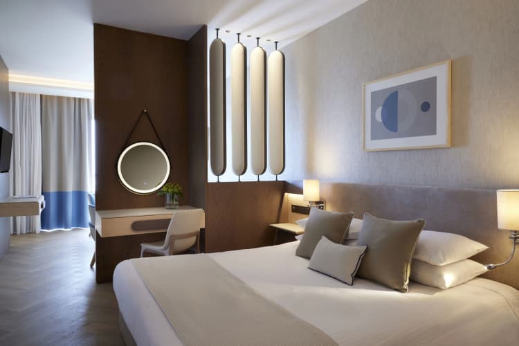 Mediterranean Beach Hotel photo 4