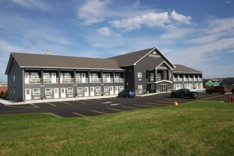Crossroads Inn & Suites photo 1