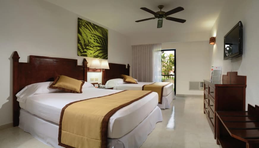 Riu Lupita photo 4