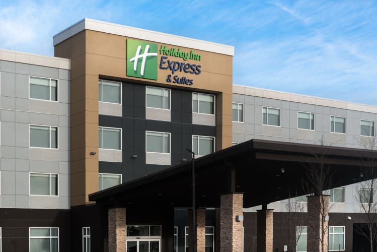 Holiday Inn Express & Suites West Edmonton-Mall Area photo 2