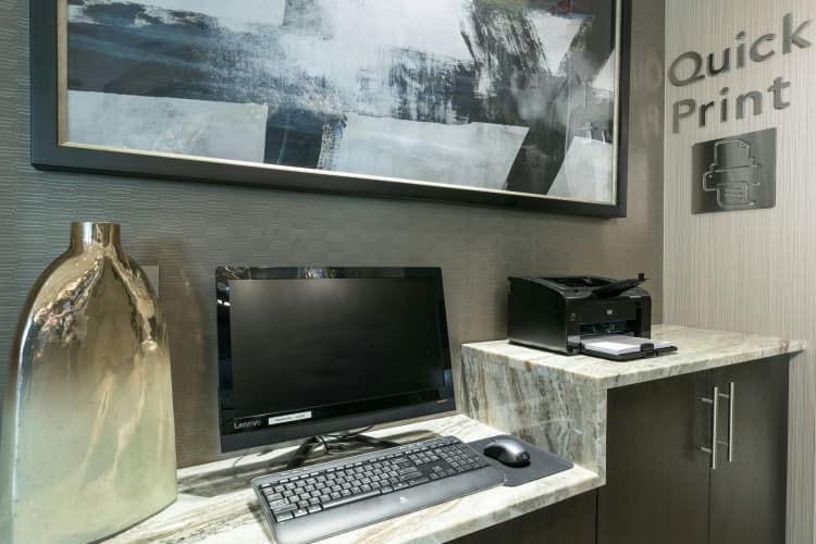 Courtyard By Marriott Edgewater Nyc Area photo 5