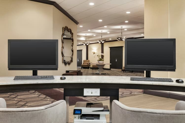 DoubleTree by Hilton New Orleans Airport photo 4