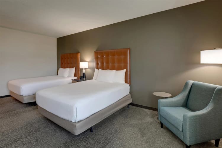 Drury Inn & Suites North Dayton photo 3