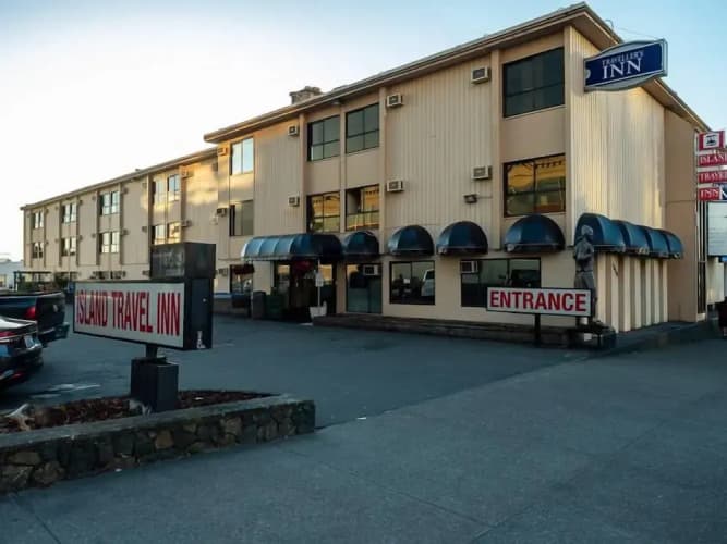 Island Travel Inn photo 2
