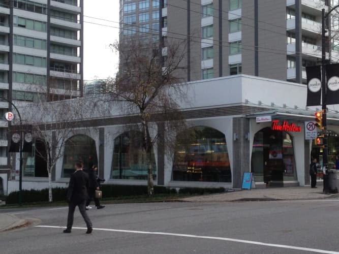 Riviera On Robson Suites, photo 2