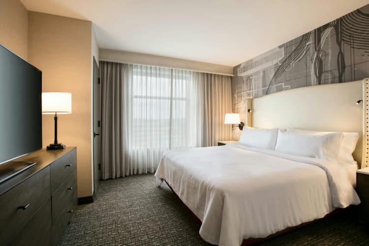 Embassy Suites by Hilton Berkeley Heights photo 4