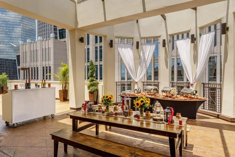 DoubleTree by Hilton Charlotte City Center photo 3