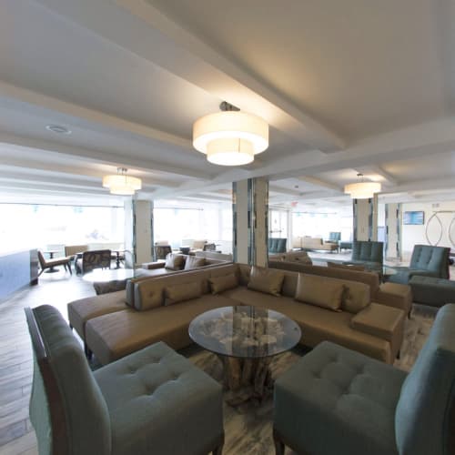 Aqua Blue Hotel & Conference Center, photo 2