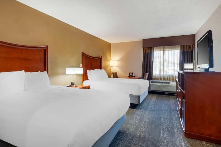 Best Western Plus North Haven Hotel photo 5