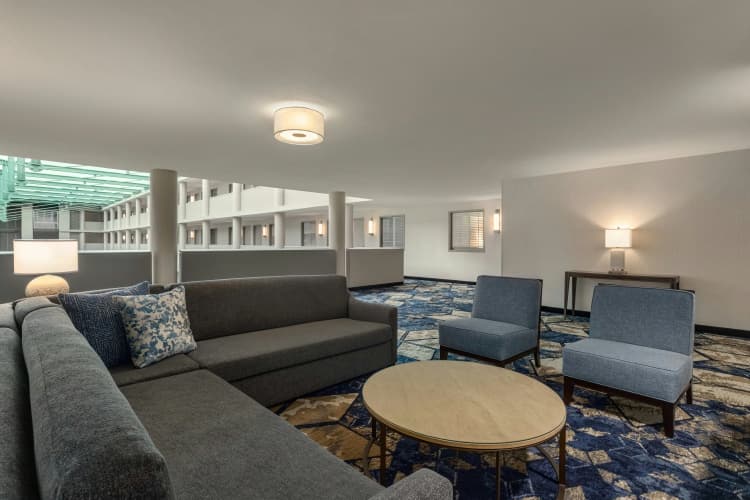 Embassy Suites by Hilton Atlanta at Centennial Olympic Park photo 4