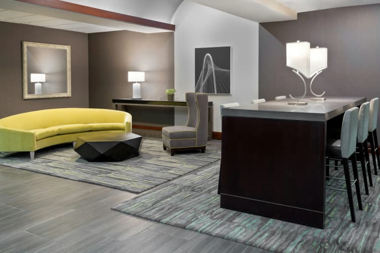 Embassy Suites by Hilton Dallas Park Central Area photo 4
