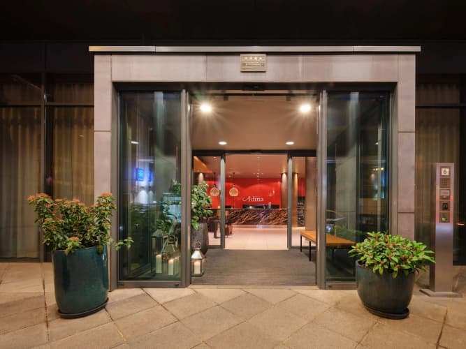 Adina Apartment Hotel Frankfurt Neue Oper photo 2