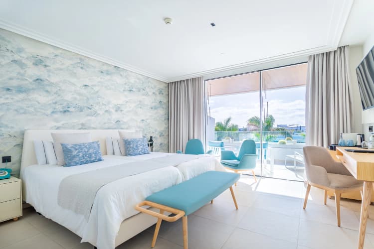 Hotel Lava Beach photo 5
