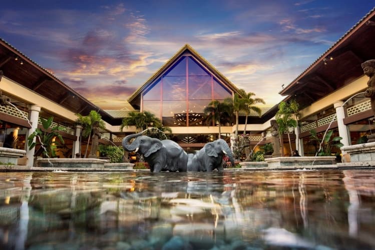 Loews Royal Pacific Resort, photo 2