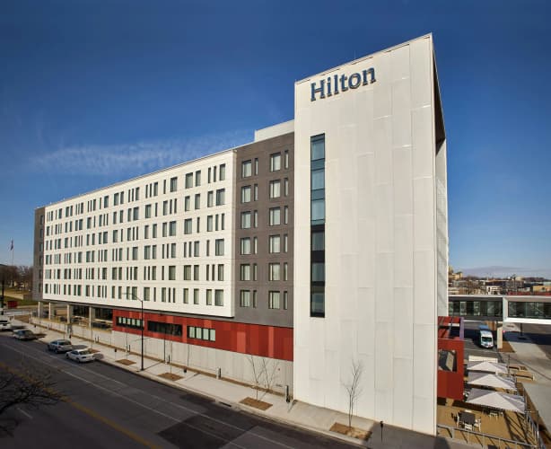 Hilton Des Moines Downtown photo 2