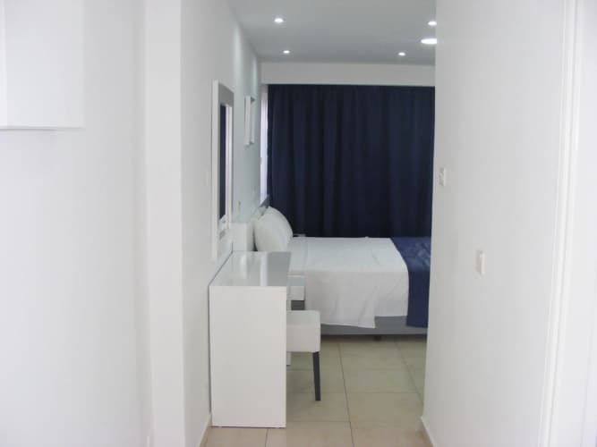 Sun Hall Beach Apartments photo 4