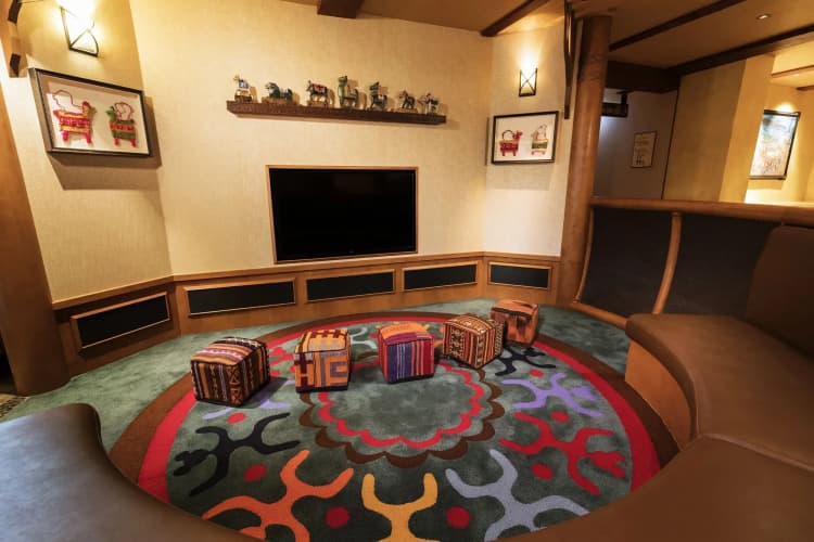 Disney Explorers Lodge photo 3