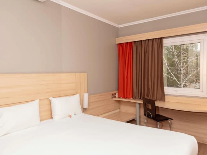 ibis Santiago Manquehue Norte photo 5