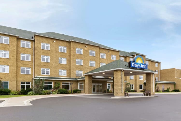 Days Inn By Wyndham Oromocto Conference Centre, photo 2