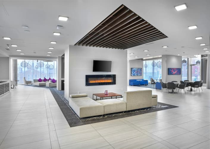 DoubleTree by Hilton Edmonton Downtown photo 3