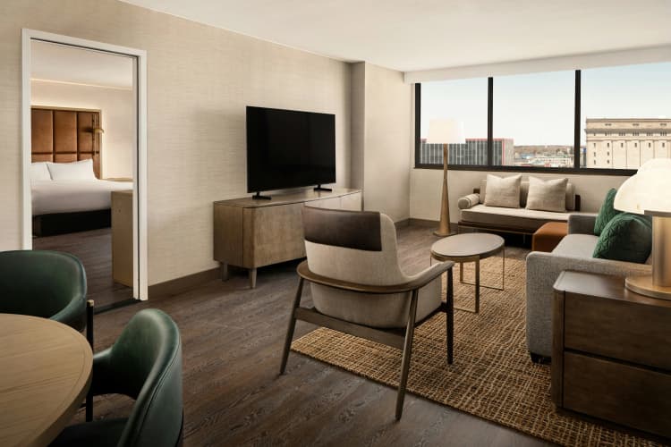 Hilton Fort Wayne at the Grand Wayne Convention Center photo 4