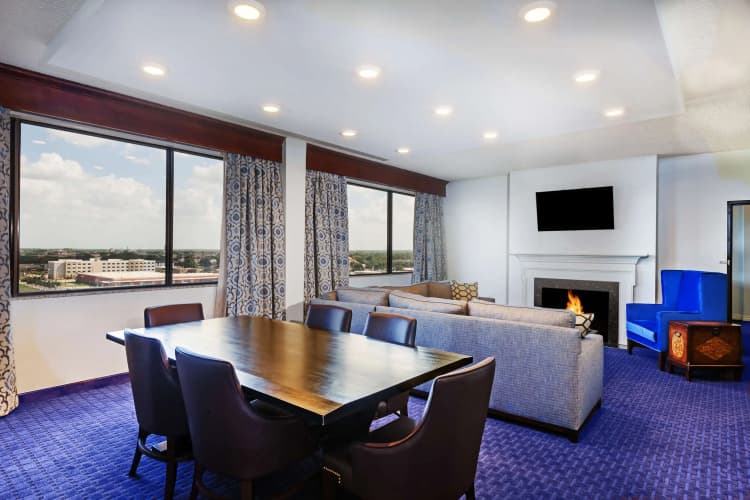 Hilton Waco, photo 4
