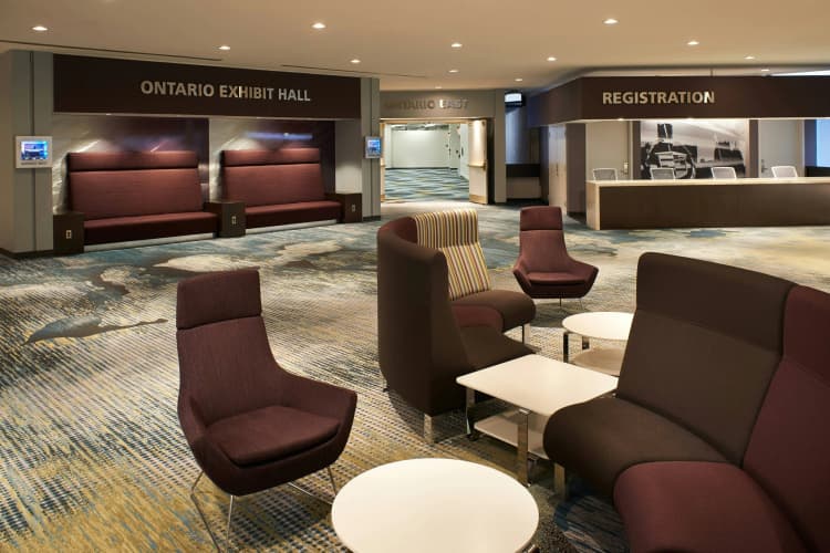 Detroit Marriott At The Renaissance Center photo 2