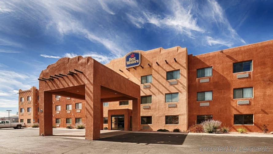 Best Western Territorial Inn & Suites photo 2