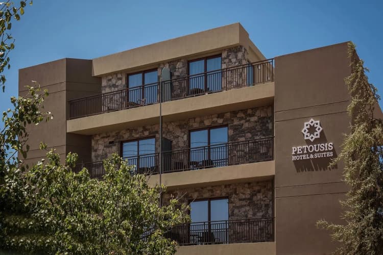 Petousis Hotel & Suites, photo 2