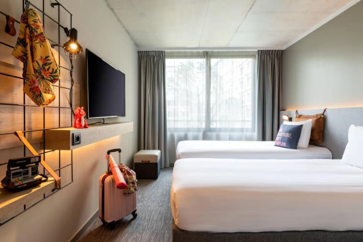 Moxy Bordeaux Hotel photo 4