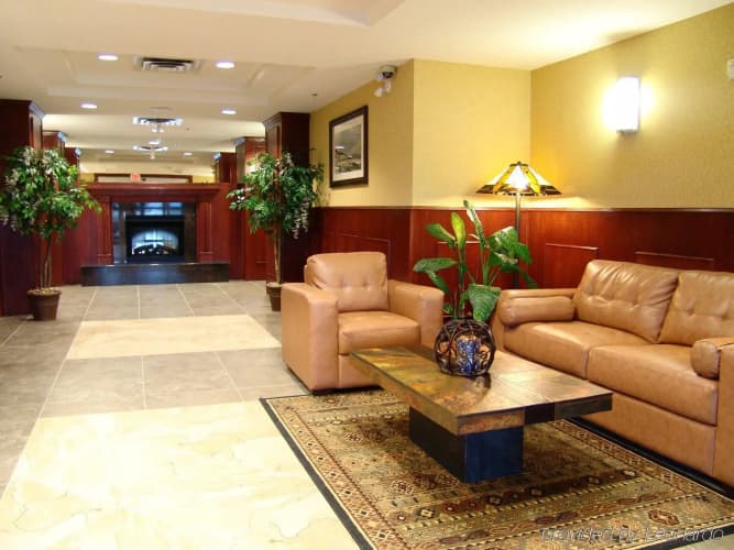 Holiday Inn Express & Suites Hinton photo 3