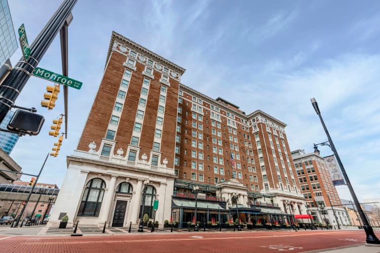 Amway Grand Plaza, Curio Collection by Hilton photo 2