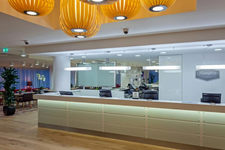 Hampton by Hilton London Gatwick Airport photo 3