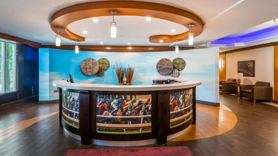 Best Western Premier Toronto Airport Carlingview Hotel photo 3