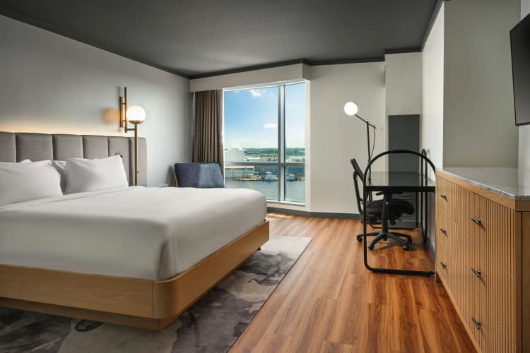 Renaissance Portsmouth-Norfolk Waterfront Hotel photo 3