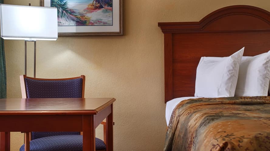 Ramada by Wyndham Cocoa photo 5