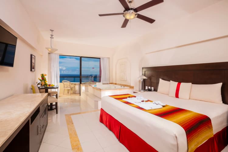Crown Paradise Club All Inclusive Resort Cancun photo 5