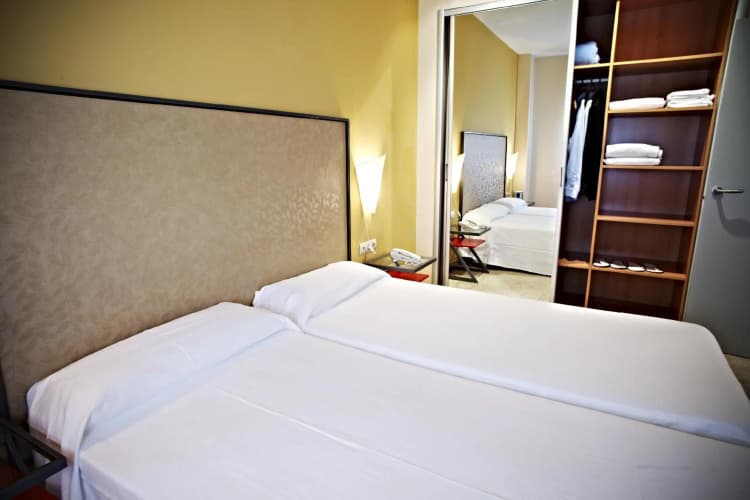 Apartamentos Vértice Sevilla Aljarafe photo 5
