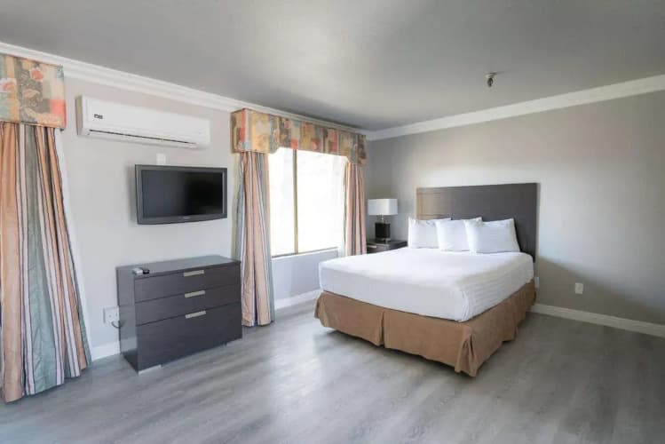 Alexis Park All Suite Resort photo 2