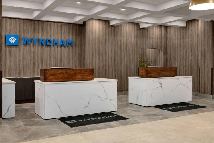 Wyndham Edmonton Hotel and Conference Centre photo 3