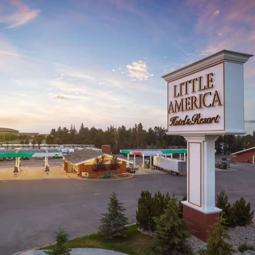 Little America Hotel And Resort photo 2