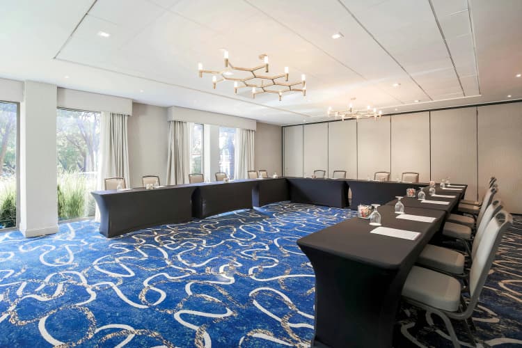 DoubleTree by Hilton Hotel Austin - University Area photo 4