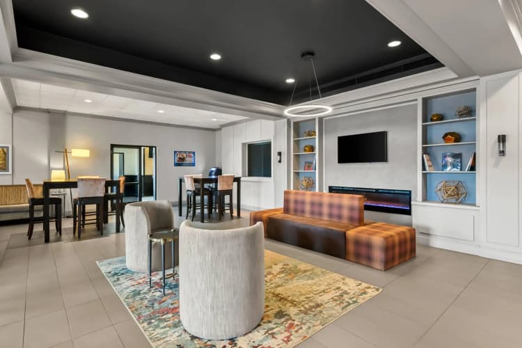 Best Western Plus North Haven Hotel photo 3